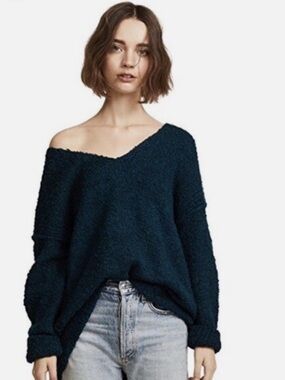 FREE PEOPLE LOFTY V NECK SWEATER🌸
